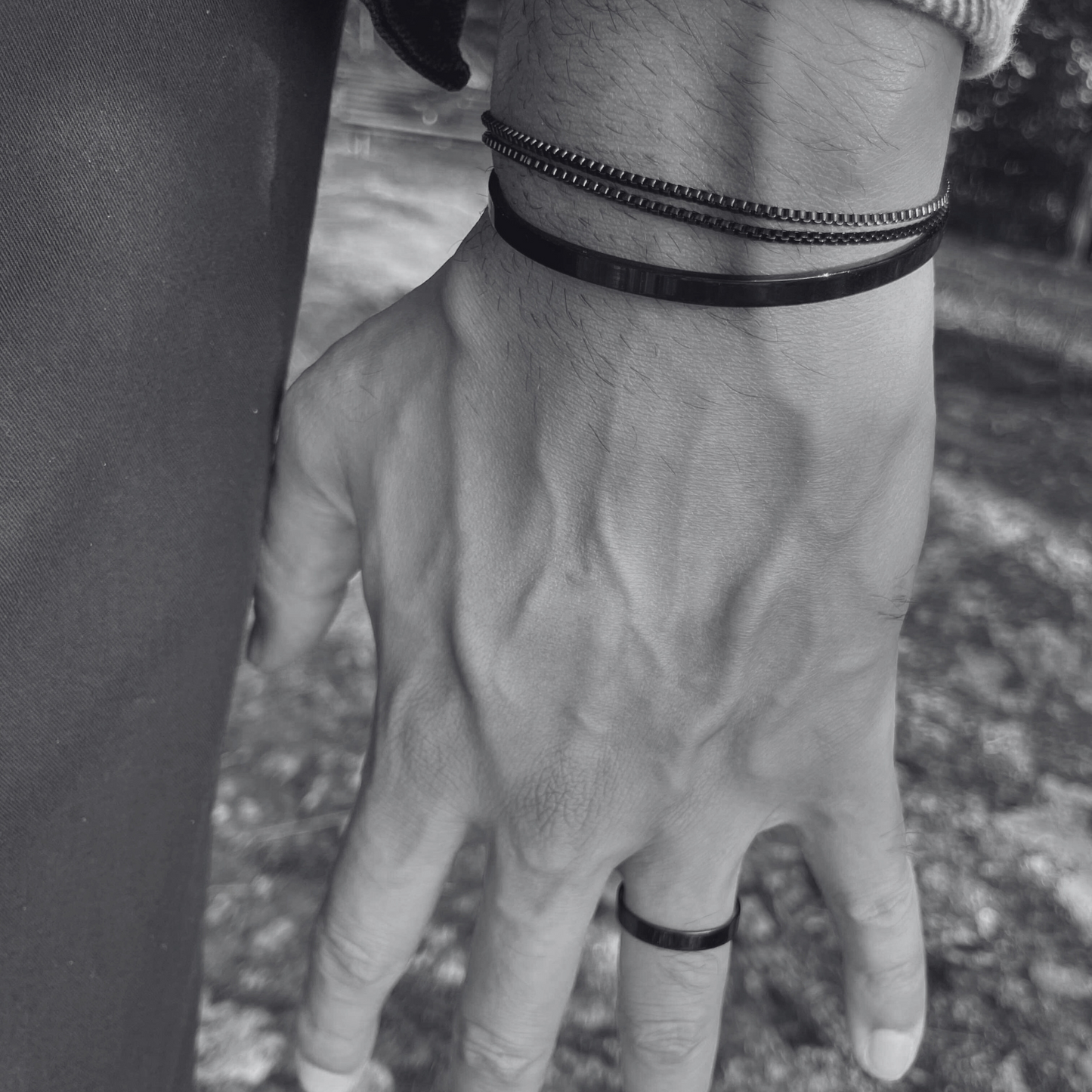 Unisize Minimal Ring